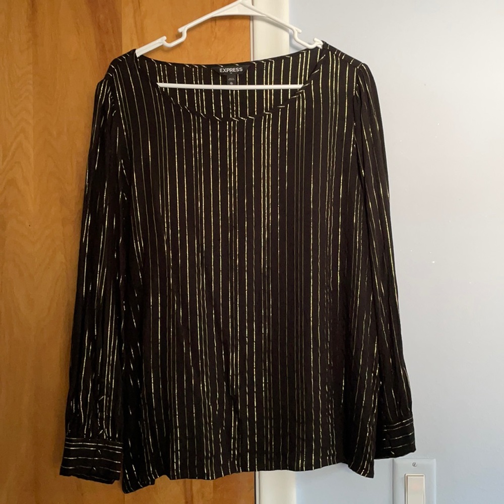 Express long sleeve xl top